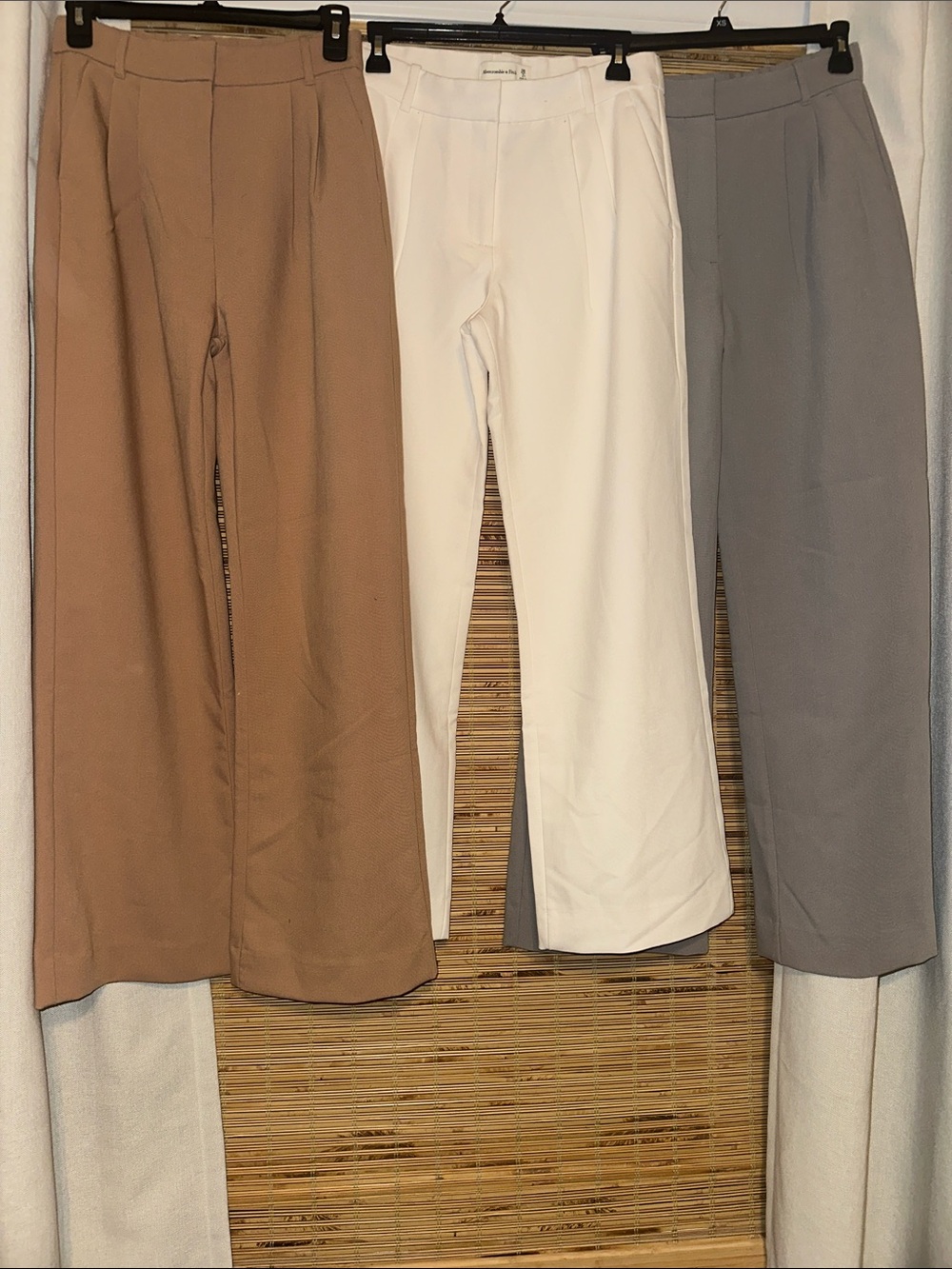 EUC! (3) Abercrombie & Fitch Women's "Sloan" tailored pleated trousers - size 2R